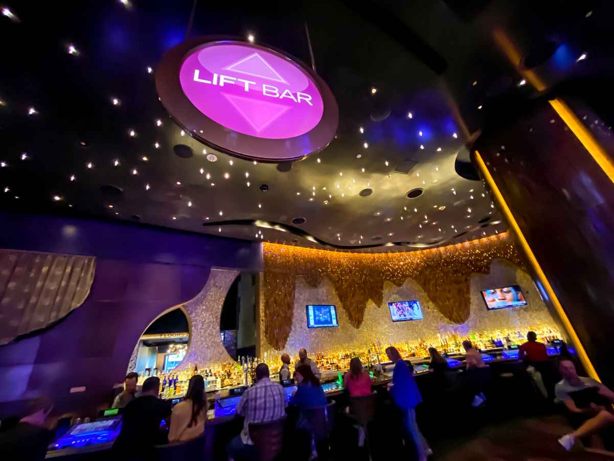 7 Best Bars & Lounges at Aria Las Vegas (Take a Look) 4 Lift Bar at Aria Resort & Casino