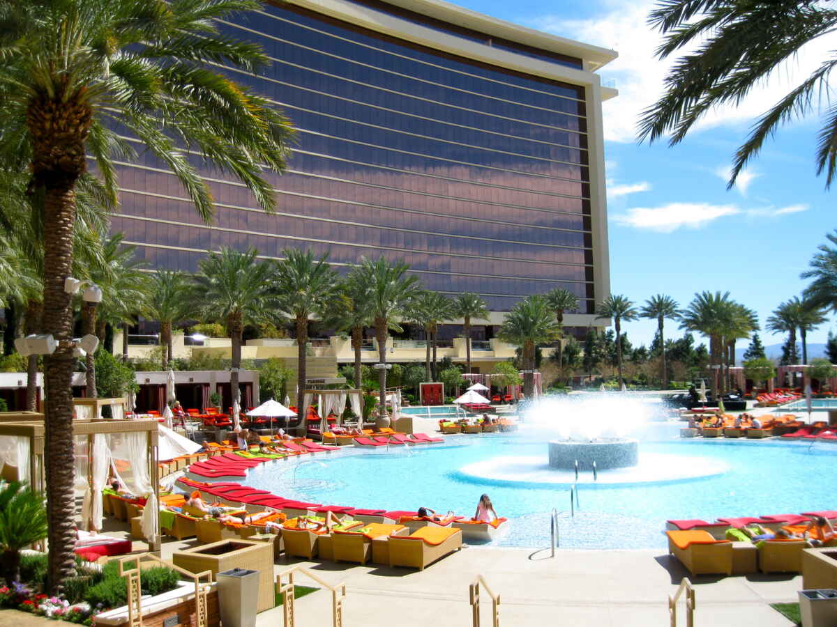 Getting to Red Rock Canyon From Las Vegas (Stops & Hikes) 4 Red Rock Casino Resort Spa in Las Vegas