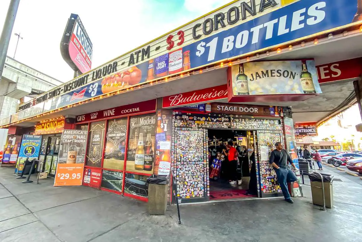 18 Cheapest Bars on The Strip (Cheap Drinks & Happy Hours) 2 Stage Door Casino Las Vegas