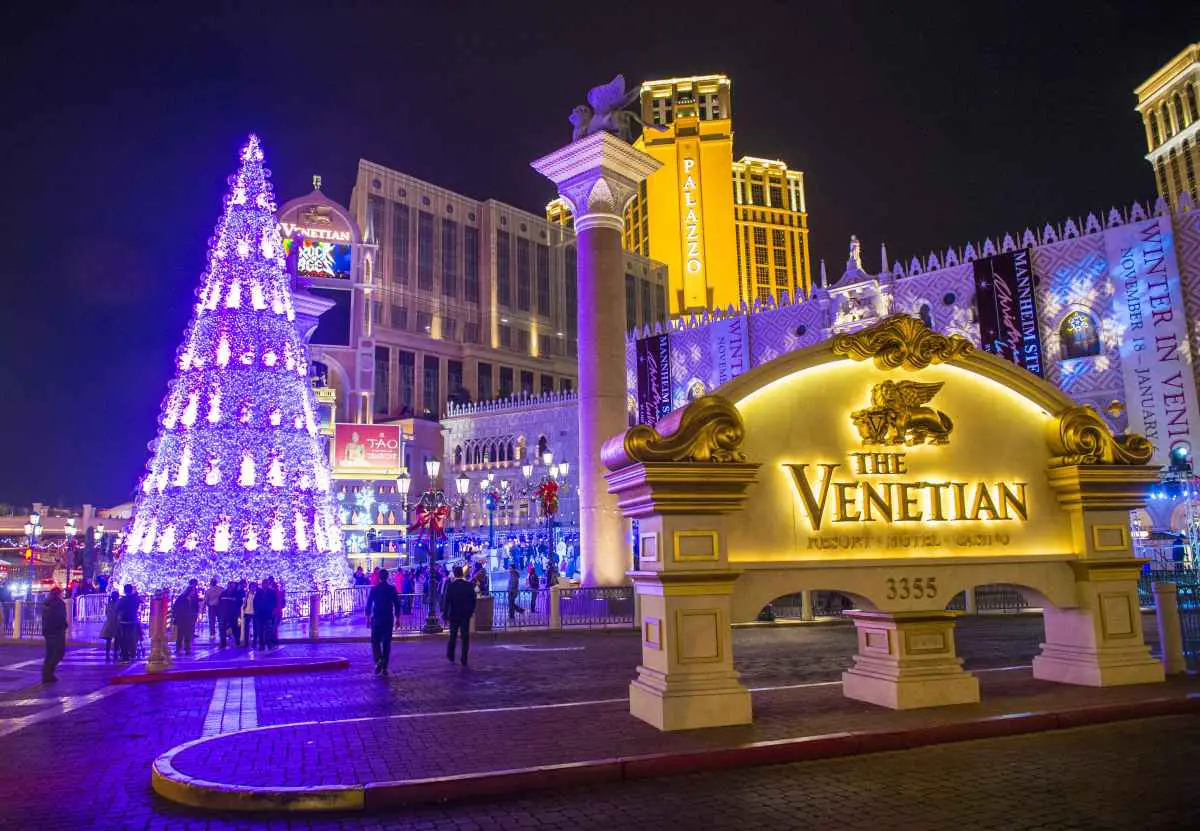 Venetian Las Vegas Christmas Depositphotos 19501507 XL